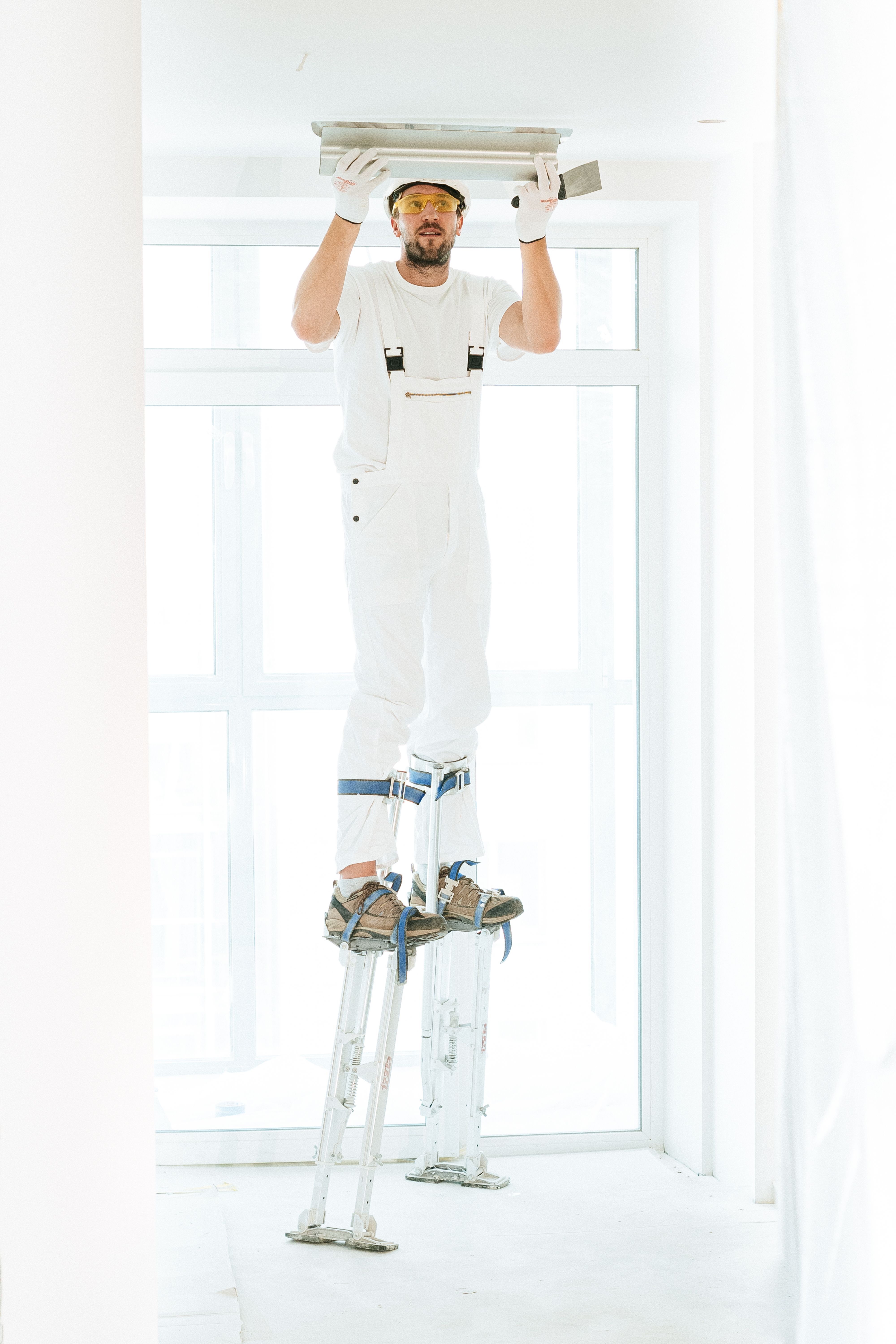 Professional electrical work for residential and commercial buildings